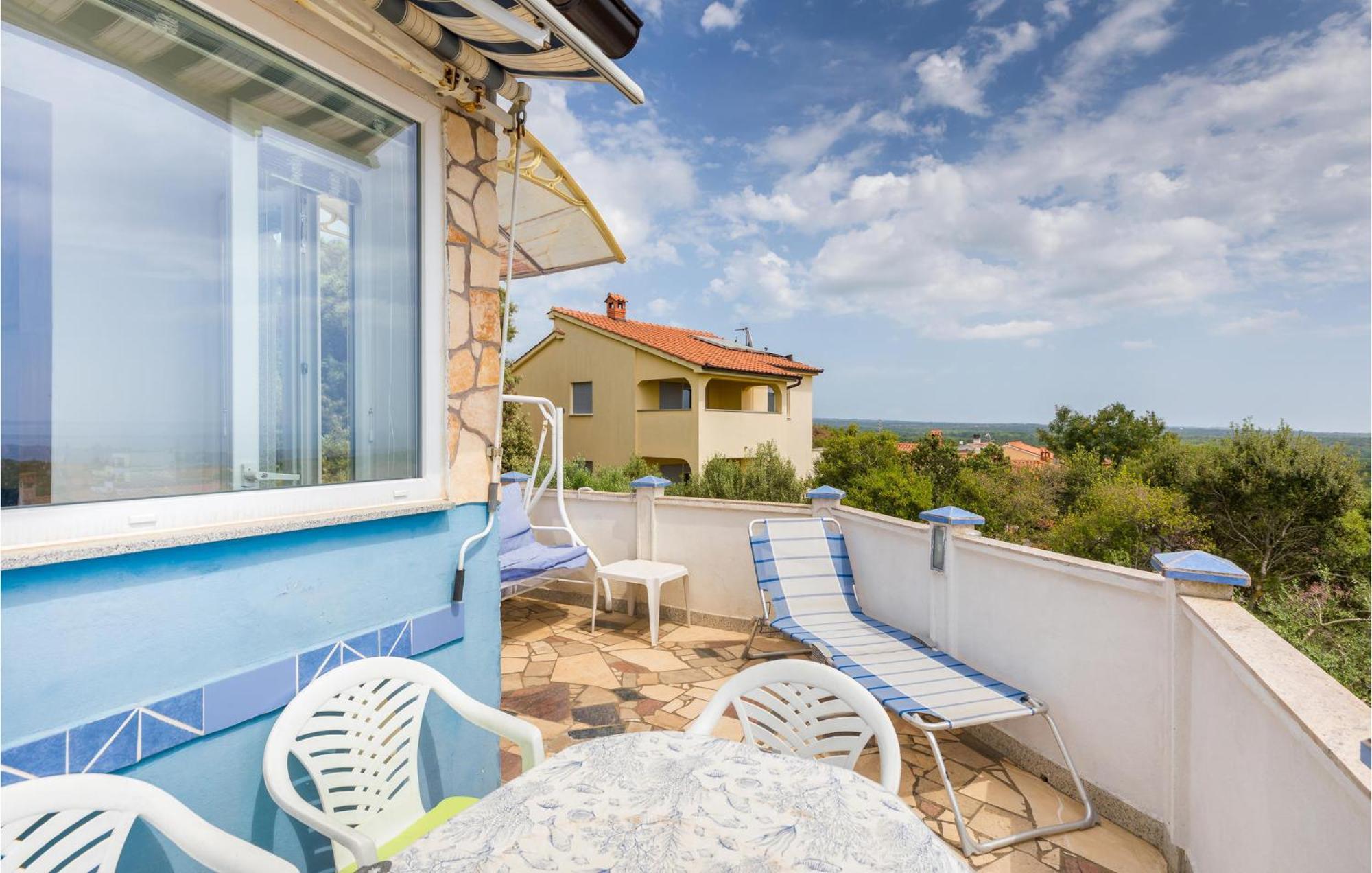 Beautiful Apartment In Barbariga With Kitchen Exterior foto